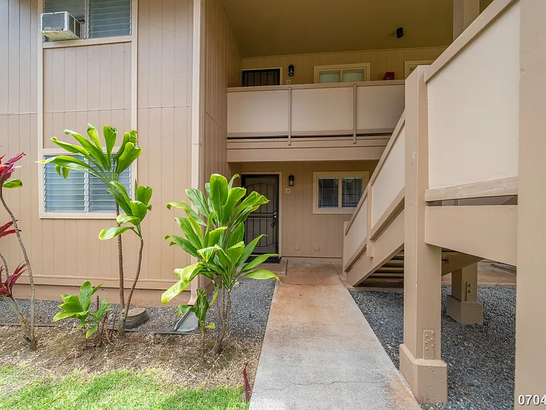98-852 Noelani St #50 — Photo 2