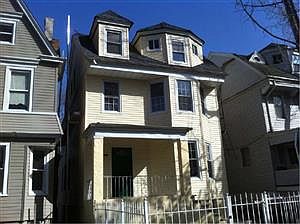 1st image of 106 N 16th St #2
