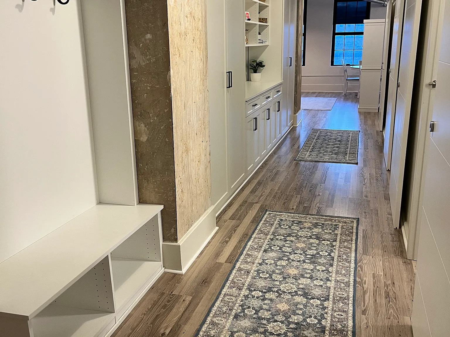 3 bed, 1260 sqft, $3,400 — Photo 2