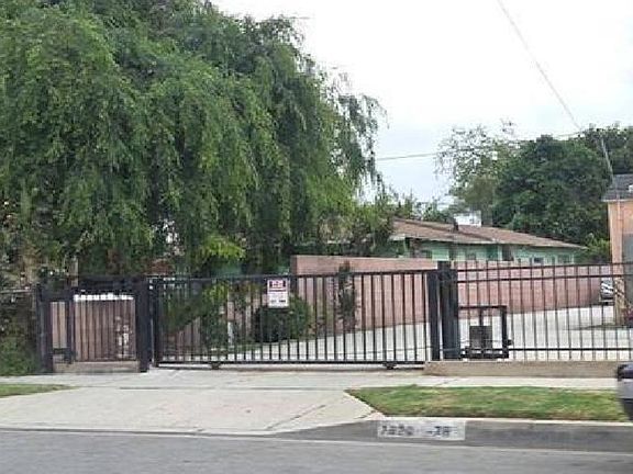 2nd image of 7922 Bell Gardens Ave