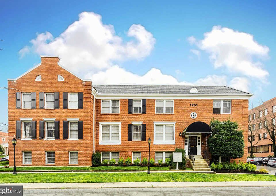 1st image of 1251 E Abingdon Dr APT 1103