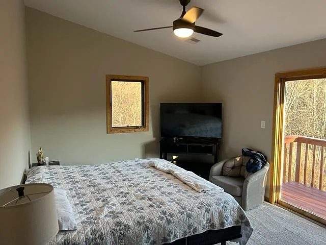 Cedarcreek Ln — Photo 46