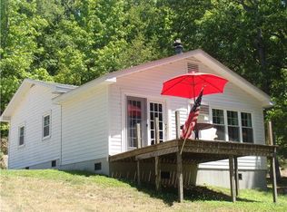 11460 Crooked Creek Rd, Lobelville, TN 37097