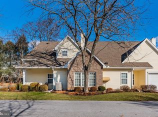 520 Brighton Pl, Mechanicsburg, PA 17055