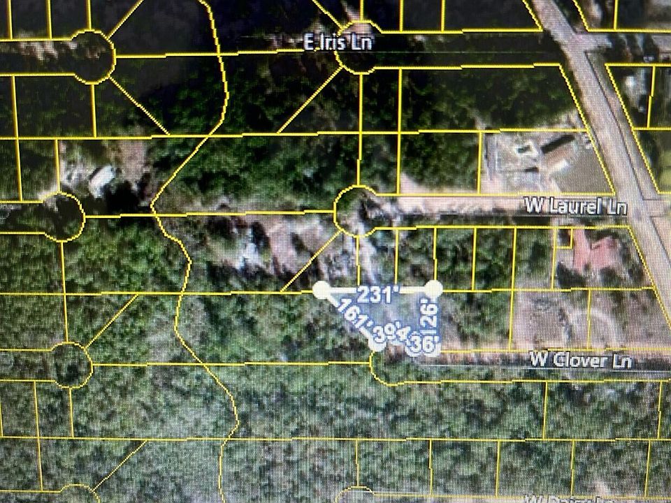 2nd image of E Clover Ln