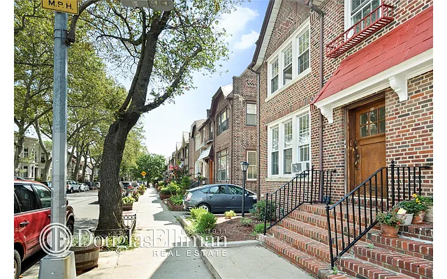 Rented by Douglas Elliman | media 18