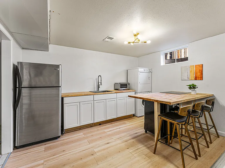 7296 Raritan St — Photo 4