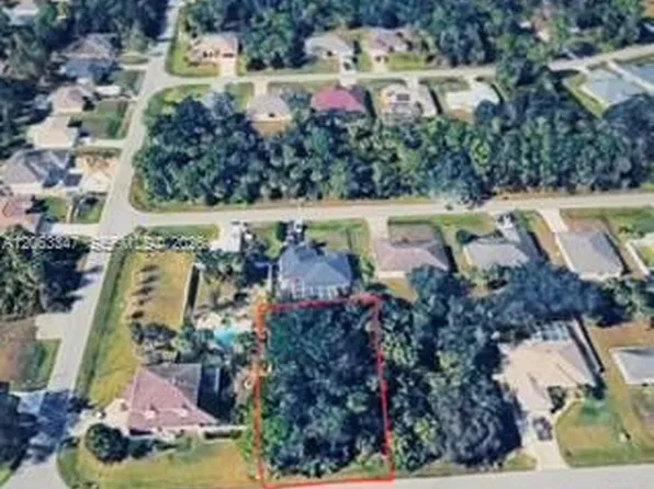 21 Parade Ter #5, North Pt, FL 34286