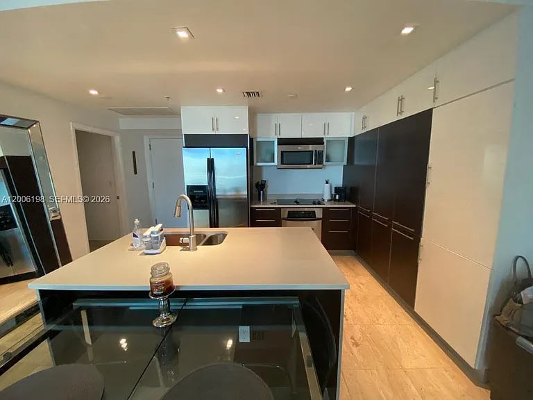 1900 N Bayshore Dr #2314 — Photo 8