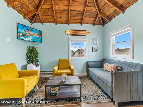 171 Beachfront #3, Manasquan, NJ 08736