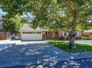 2630 Foothill Dr, Carmichael, CA 95608