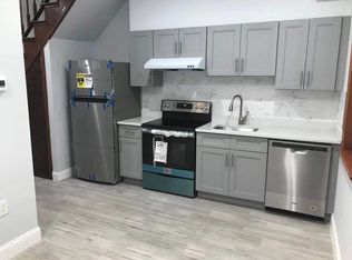 136 S 11th St #3R, Philadelphia, PA 19107