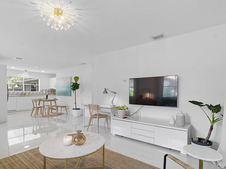 5310 Desoto Pl — Photo 21