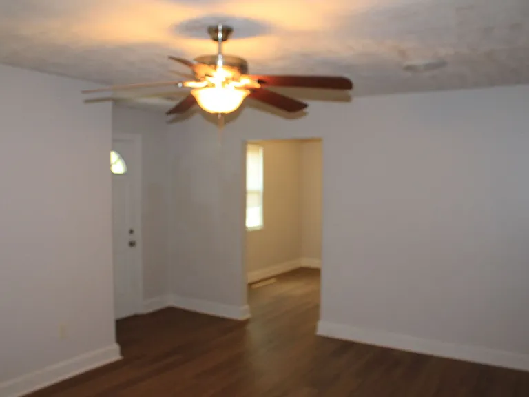 2355 Devere St — Photo 9