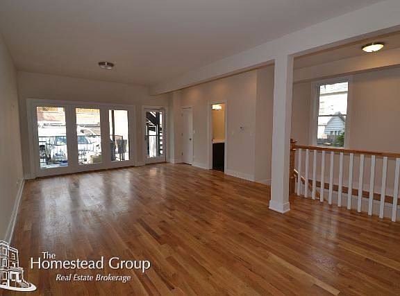 4th image of 3114 N Southport Ave #1REAR