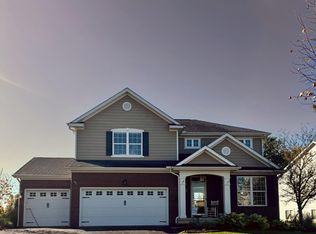 1044 Balmoral Dr, Delaware, OH 43015