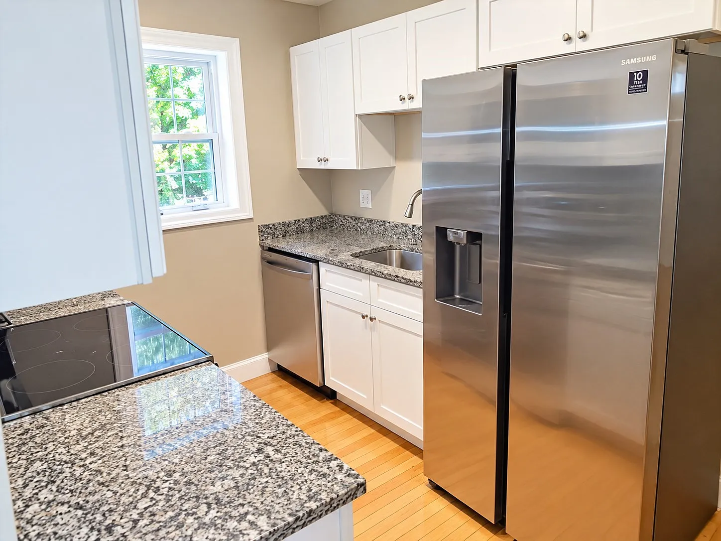 2 bed, 1.0 bath, 900 sqft, $2,750 — Photo 1