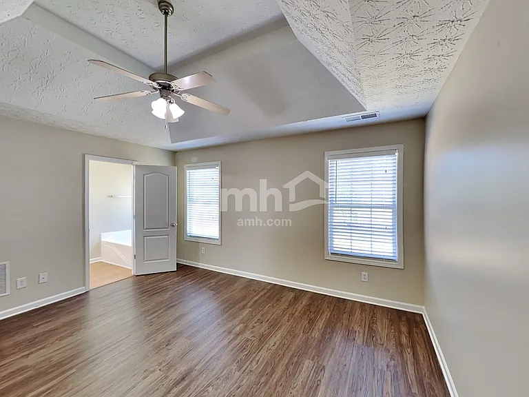 51 Wayne Meadows Ct — Photo 8