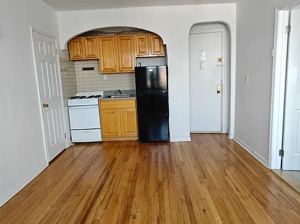 305 95th St APT 603, Brooklyn, NY 11209