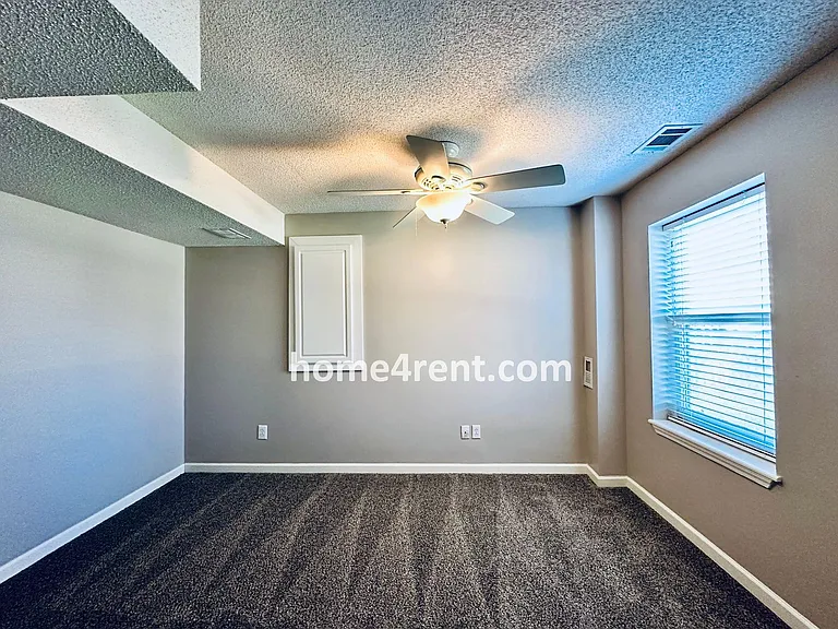 15252 W 158th Ter — Photo 51