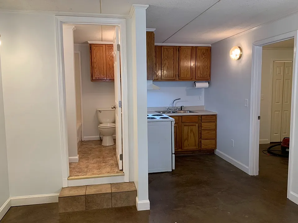 308 Joseph St
