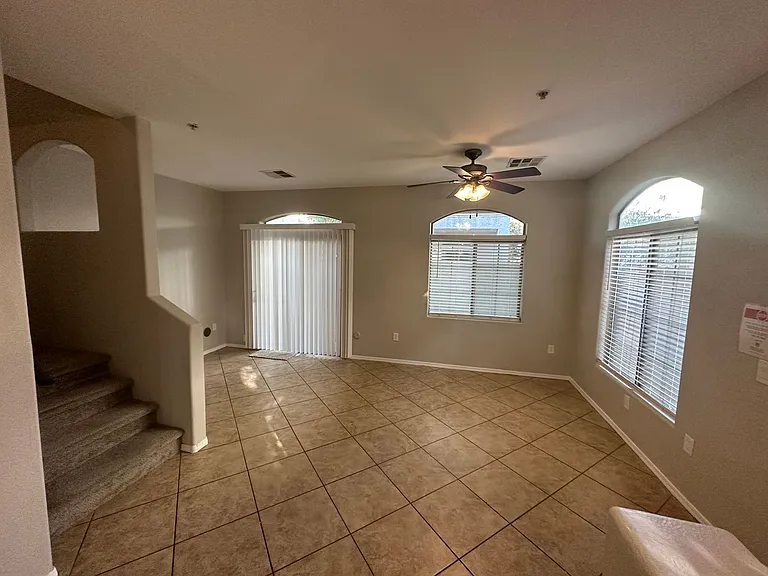 2727 N Price Rd #19 — Photo 7