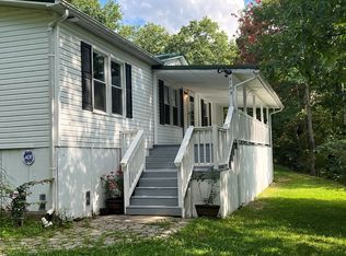 2145 Harmon School Rd, Princeton, WV 24739