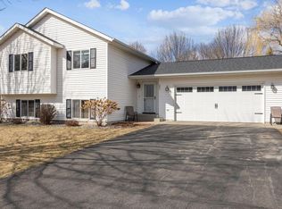 501 8th St NE, Rice, MN 56377