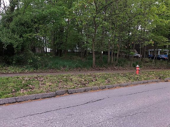 2nd image of Marlborough Ave