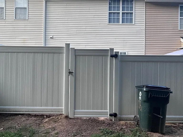 116 Baberton Dr — Photo 28