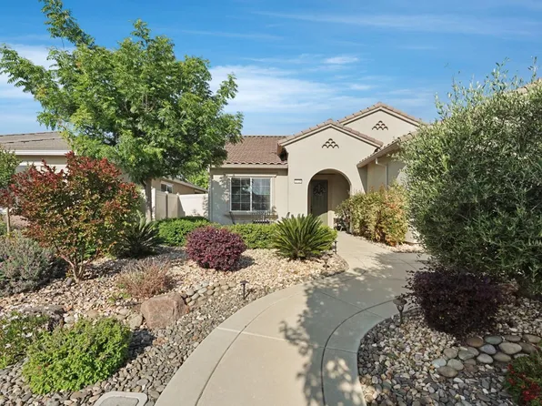 2725 Shadow Berry Dr, Manteca, CA 95336