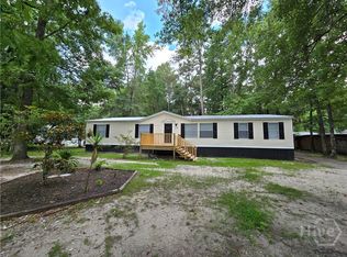 32 Center St, Midway, GA 31320