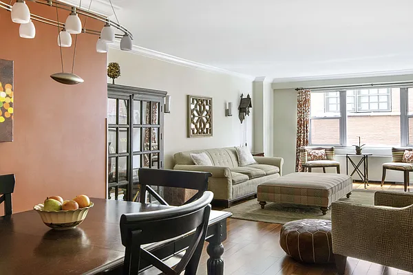 Sold by Compass | media 2