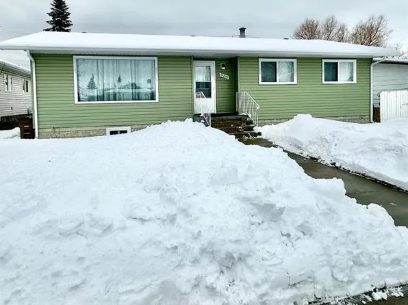 10305 N 104th Ave, Lac La Biche County, AB T0A 2C2