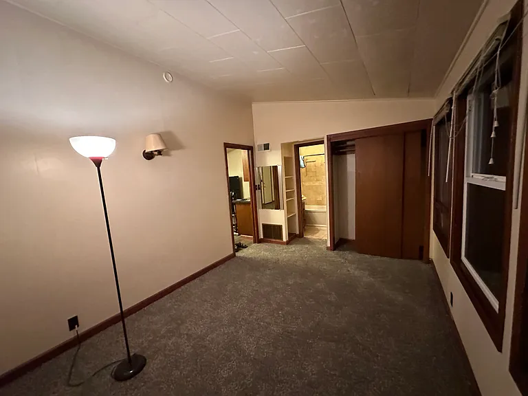 307 Pineland Dr — Photo 4