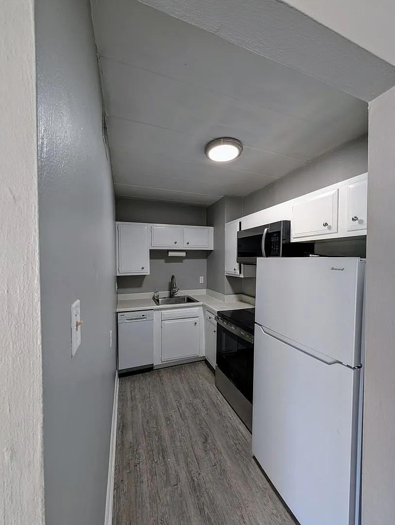 6374 Library Rd — Photo 4