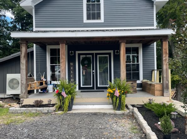 3206 East Ave