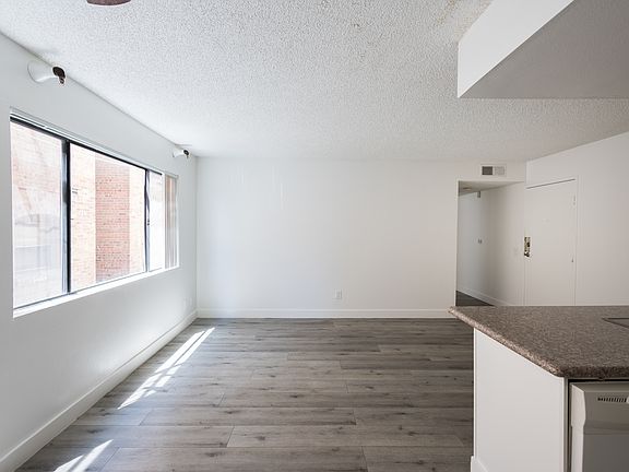 3rd image of 724 S Berendo St APT 1E