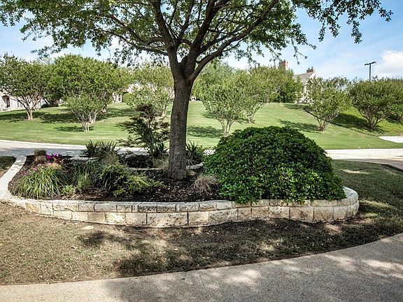5th image of 6608 Long Cove Ct