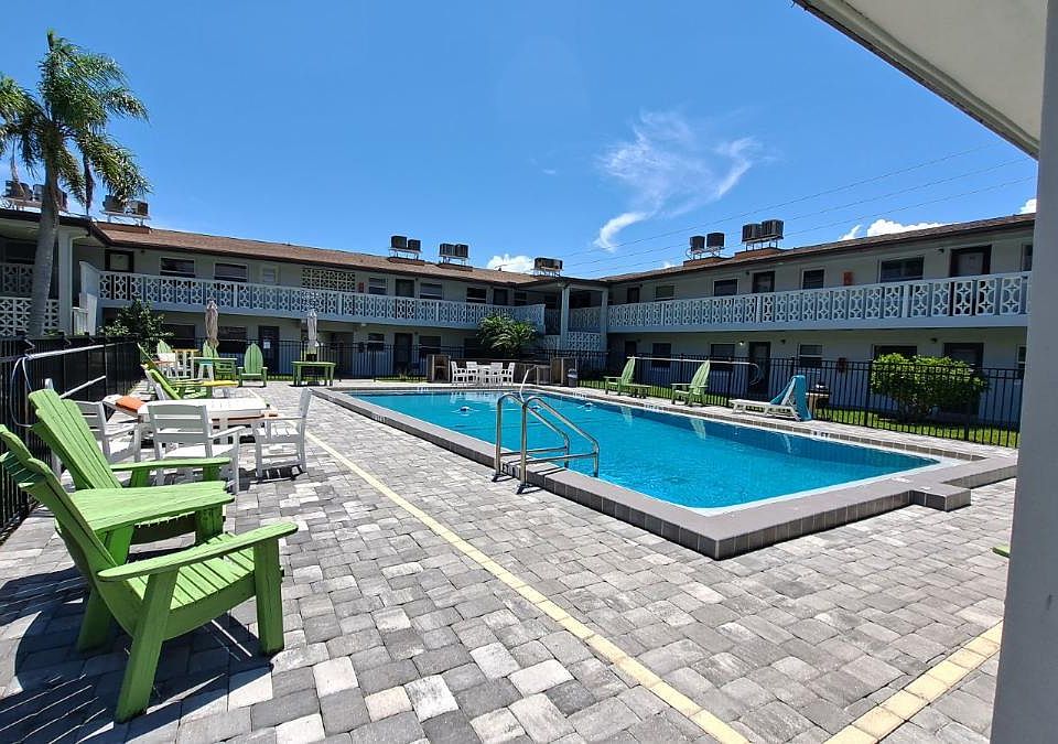 Beautiful Pool Area