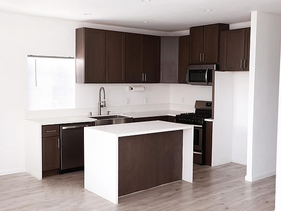 2nd image of 2235 Mira Vista Ave