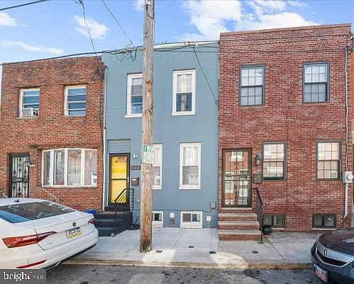 1st image of 2849 N Lecount St