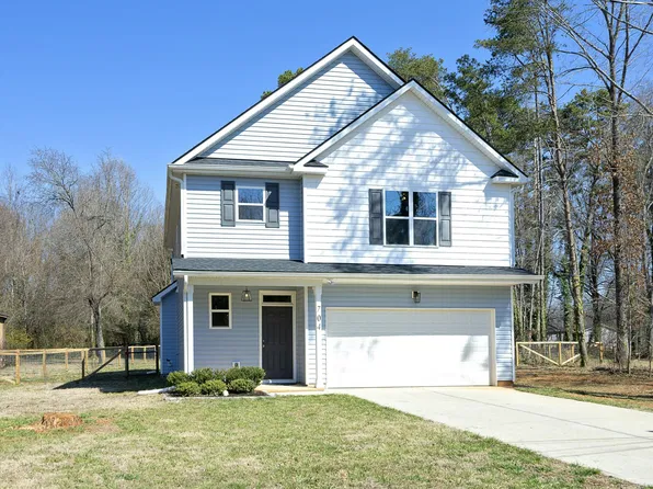 704 Vance St, Mebane, NC 27302