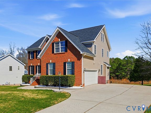 5th image of 5913 Trail Ride Dr