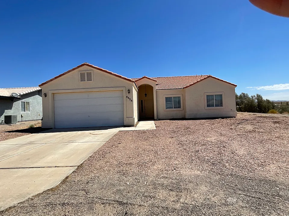 4424 S Via Rialto Ln