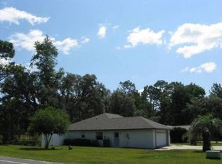 1216 W Sorrento Dr, Citrus Springs, FL 34434