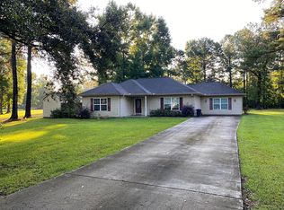 2858 Burnt Bridge Rd, Picayune, MS 39466