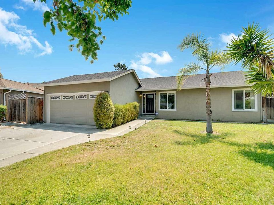 1st image of 580 Edelweiss Dr