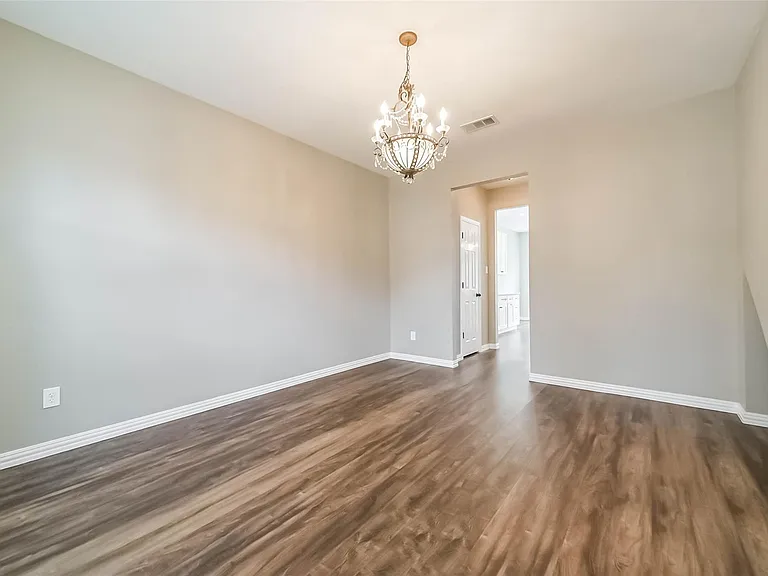 6219 Summerville Ln — Photo 8