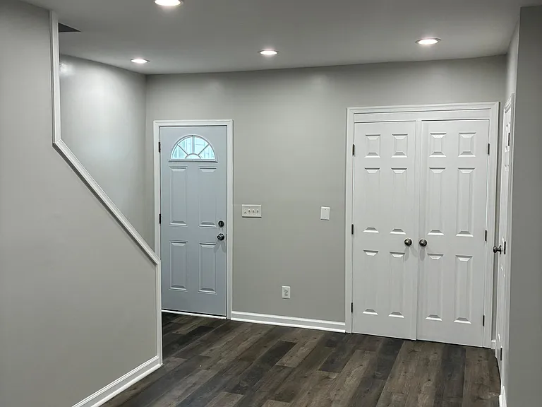 2305 Belair Rd — Photo 2